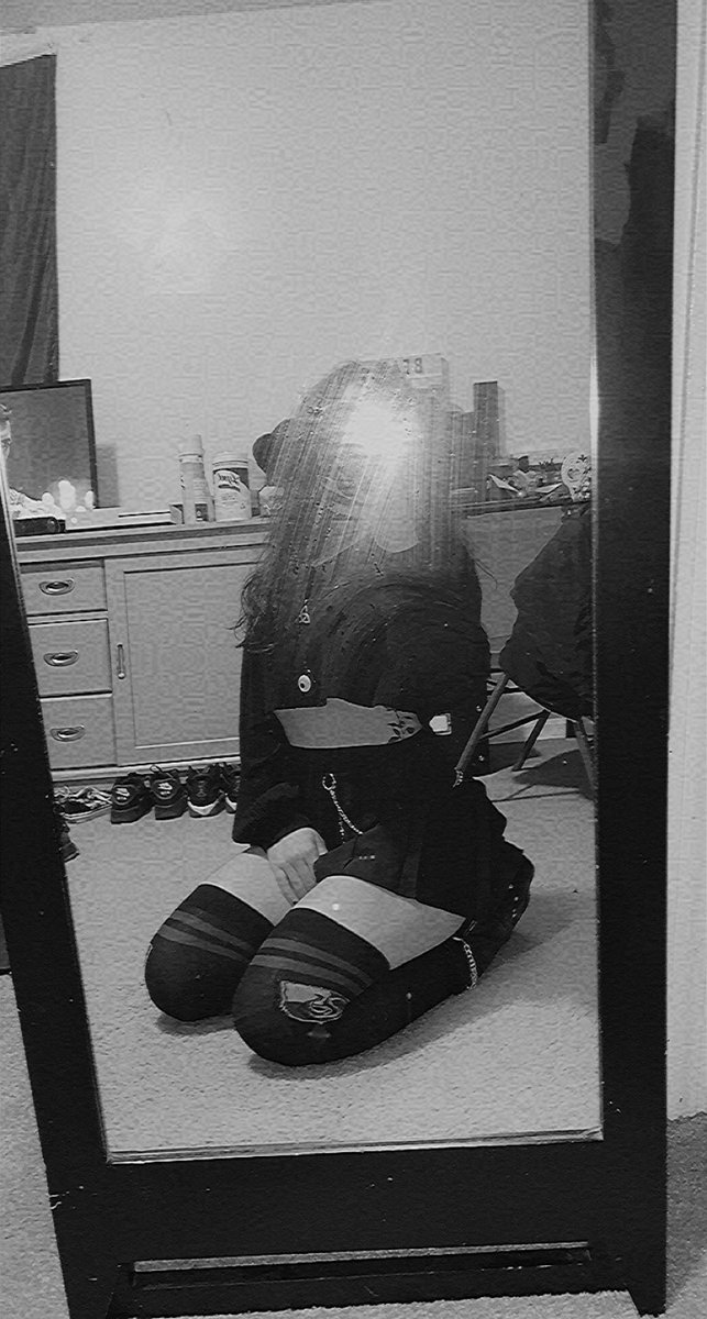 rave2873's tweet photo. New pinned🖤

~21🫶🏼
~she/they
~pansexual❣️
~mostly sub but love the occasional dom:)
~alt
~horny constantly 🙃
~dms are open
~discord: teddybear2873
~cashapp: teddybear2873
~rt &amp; like to be moots:)
#nsfw #nsfwtwt #mdni https://t.co/AVGR38Lkyy