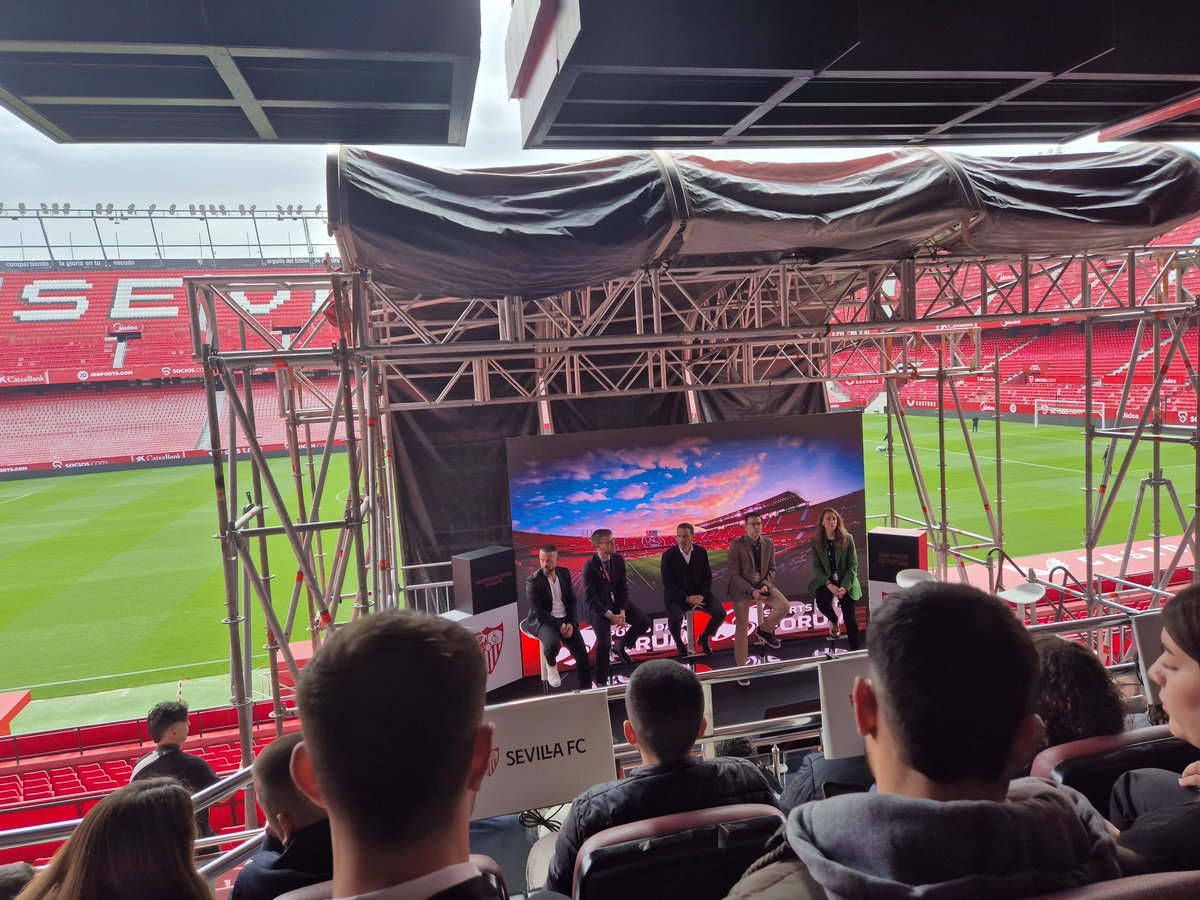 Reklev99's tweet photo. A great day with @SportsDataCamp at #sdforum25 #concursosportsdataforum25 https://t.co/cj43jKqv64
