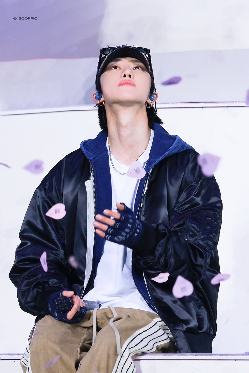 The8_Scorpio's tweet photo. 𝟐𝟓𝟎𝟑𝟐𝟎 𝐂𝐚𝐫𝐚𝐭 𝐋𝐚𝐧𝐝

#서명호 #디에잇 #ミンハオ 
#徐明浩 #THE8 #minghao
#seventeen #세븐틴 https://t.co/0j8OD0CbYh