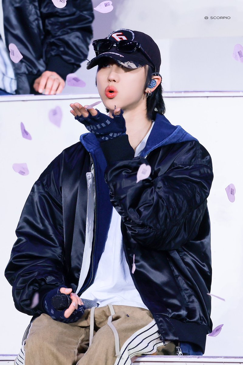 The8_Scorpio's tweet photo. 𝟐𝟓𝟎𝟑𝟐𝟎 𝐂𝐚𝐫𝐚𝐭 𝐋𝐚𝐧𝐝

#서명호 #디에잇 #ミンハオ 
#徐明浩 #THE8 #minghao
#seventeen #세븐틴 https://t.co/0j8OD0CbYh