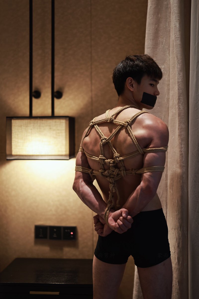 No.169  捕捉到这一个健身搭子，不知道他听话不？

感谢绳师<a href="/beijinggreenro1/">beijinggreenropemaster</a> 
想看哪部私信说序号