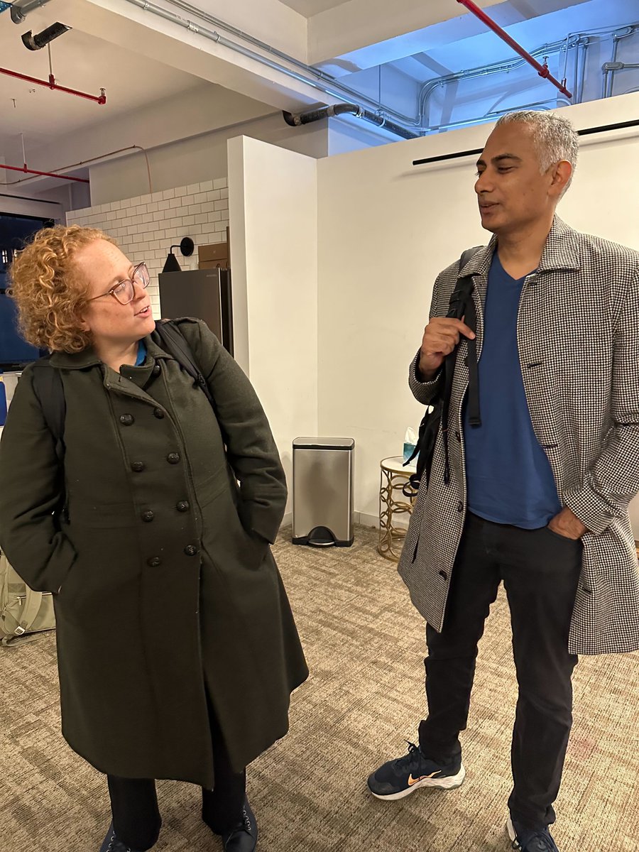 Sneak peek from yesterday's Podcast Marketing Meet-Up with Heather Mason from <a href="/RealmMedia/">Realm</a> 🔥

Thanks again to <a href="/GothamPodcasts/">Gotham Studios</a> for hosting the event 🎤