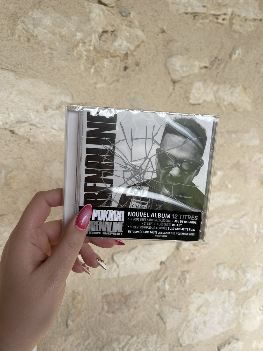 oceanedlp02's tweet photo. IL EST A MOIIIIIIIIIII 🥹🥹🥹🥹 @MPokora sache que c’est une vrai pépite, j’aime touuuuuut, l’album est fou, vivement la tournée en fait ! 🥹🤩🤩 https://t.co/XARWjmZPoK