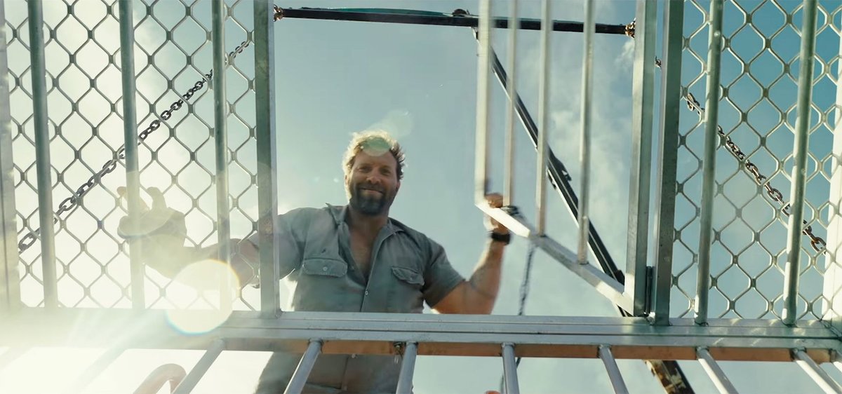 firstshowing's tweet image. Surfer + Sharks + Serial Killer in 'Dangerous Animals' Teaser Trailer onfs.net/4ikYPat

#DangerousAnimals #surfer #JaiCourtney #HassieHarrison #JoshHeuston #thriller