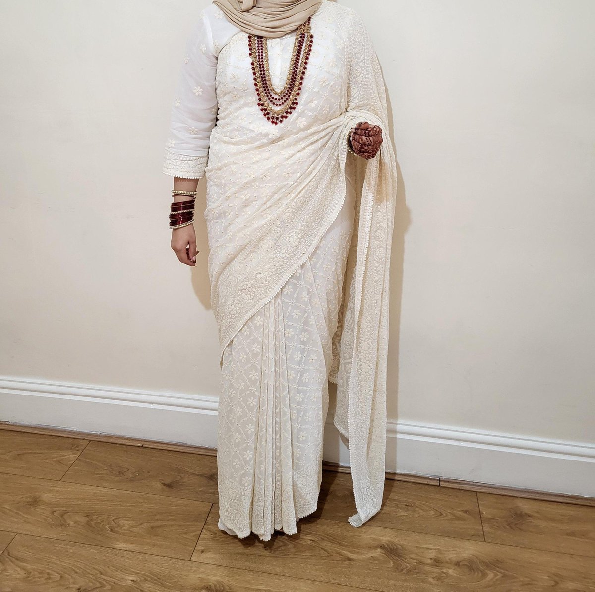 Saree_Settist's tweet photo. Our lovely group clients ready for their brother's wedding! 🥻
Saree Set by us: @Saree_Settist 
Saree From: @.traditionalboutiques
#service #sareesetting #southasian #groupbooking #culture #weddingseason #weddingwear #SareeSettist https://t.co/Yoemt8OHQN