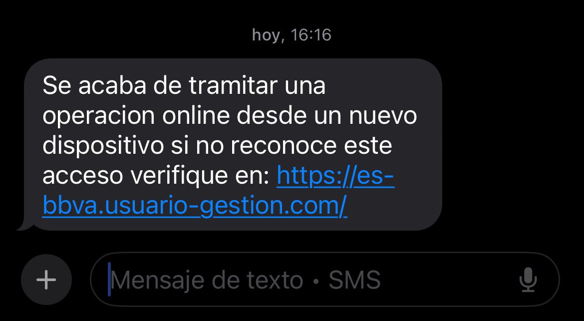 sac_cesar's tweet photo. Seguimos con los intentos de phishing con @BBVAresponde_es . Al menos esta vez el dominio se puede leer 😂 https://t.co/KAE58CAIuZ
