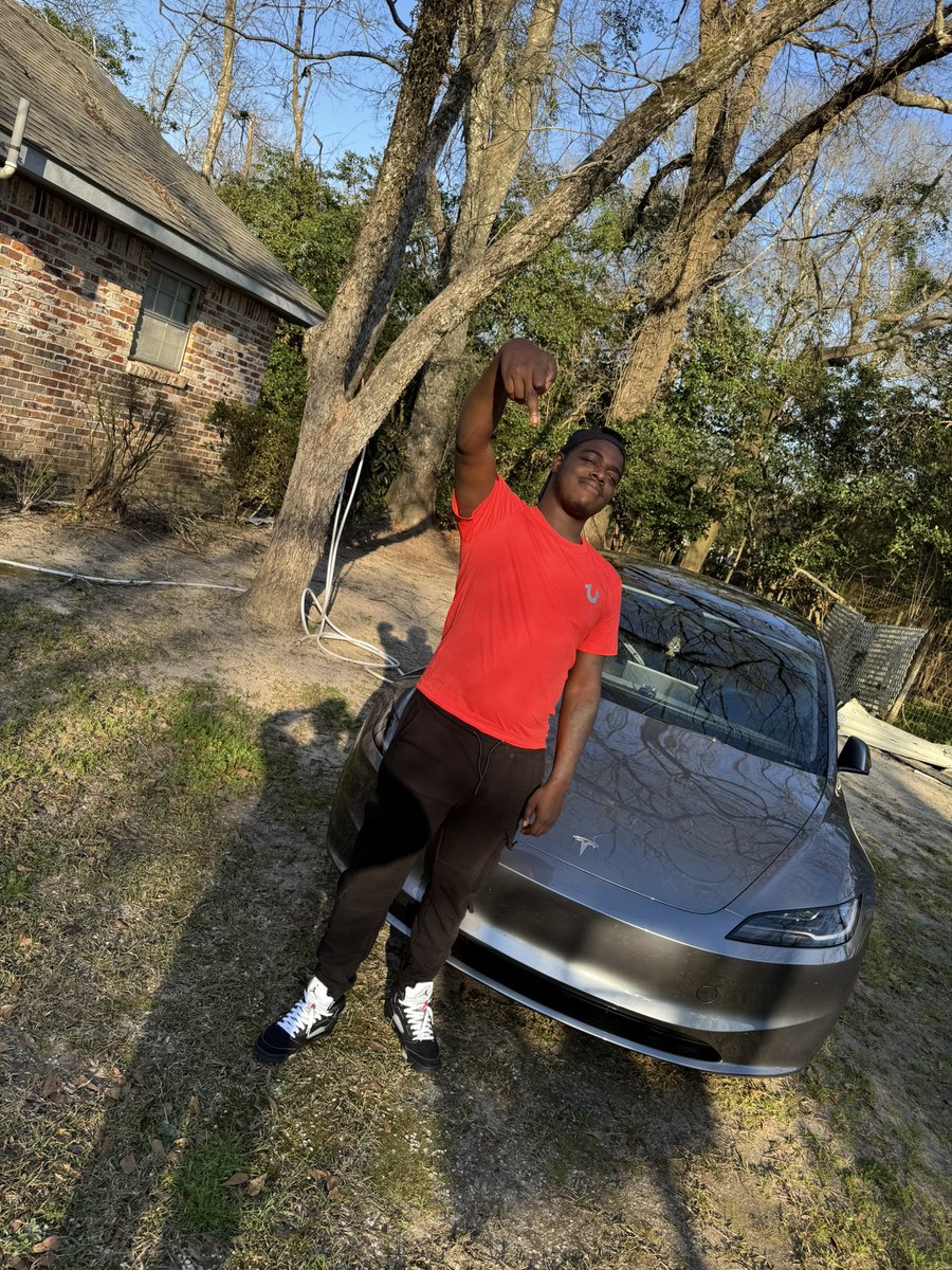 stackXstizzy's tweet photo. been straight &amp; tryna keep it that way 😶‍🌫️ https://t.co/fjesQHLO7h