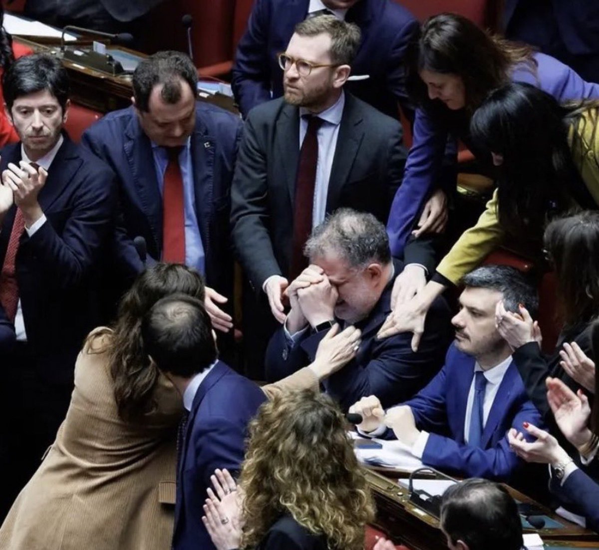 FantomasRitorna's tweet image. Qui per dirvi che i Kompagni stanno segnalando in massa per spam tutti gli account che (giustamente) non sono minimamente d’accordo con il manifesto di Ventotene.

Mi risulta che ci sia il free speech e finché non ridurranno il mondo ad una dittatura (come scritto sul manifesto…