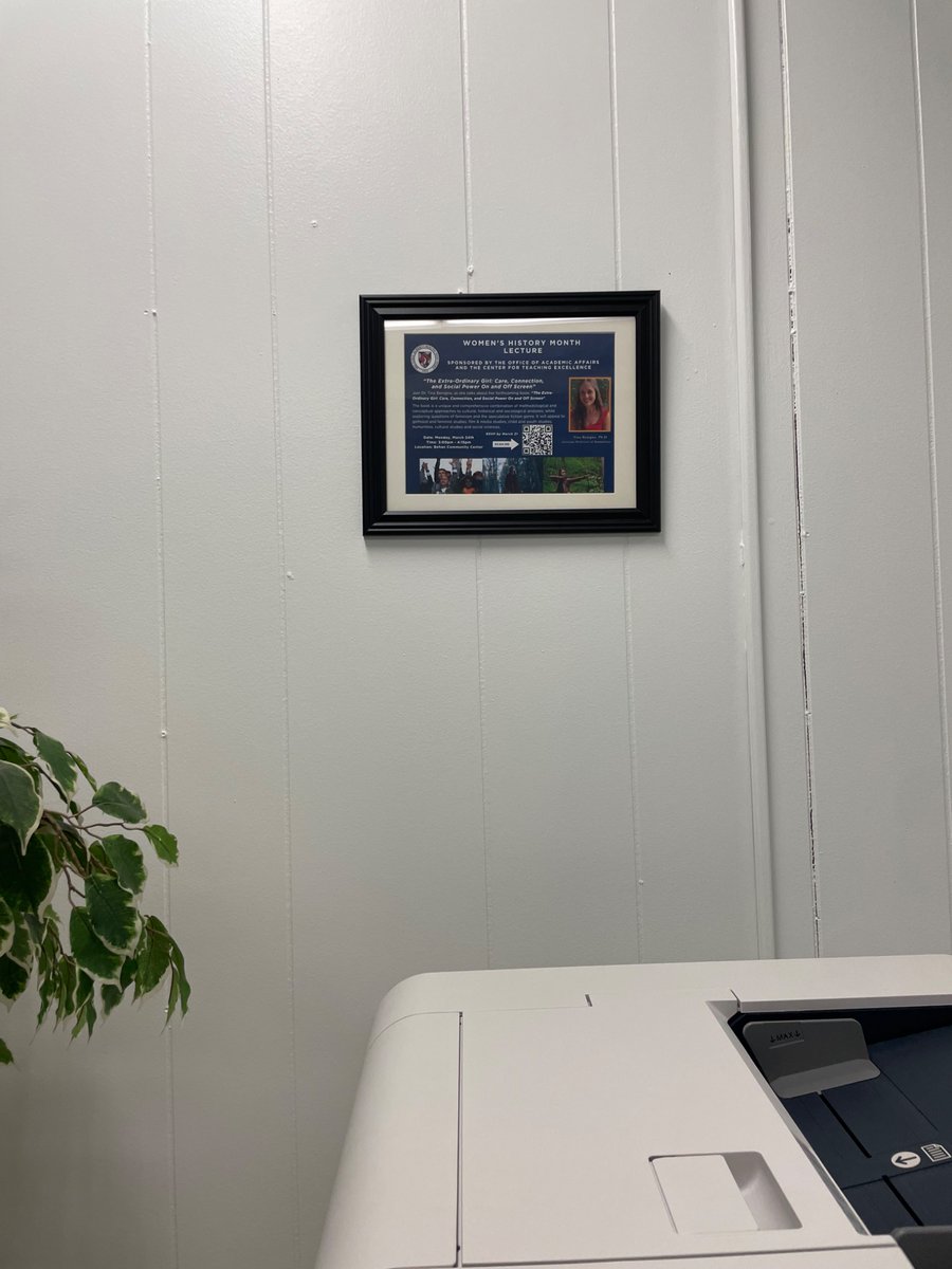 That feeling when your little book talk on campus becomes bigger than you expected 😅