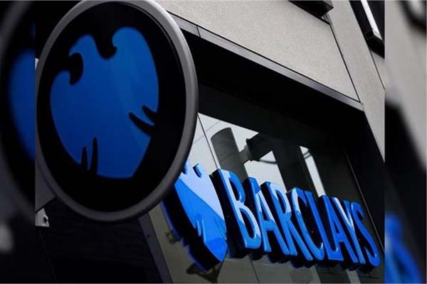 hindsamachar3's tweet image. بارکلیزکی ہندوستان میں بڑی سرمایہ کاری،2,300 کروڑ روپےسےکاروبارکو ملےگافروغ ۔
اس سرمایہ کاری سے ہندوستان میں بارکلیز کی موجودگی اور توسیع میں مزید اضافہ ہوگا۔
#economicgrowth #longtermcommitment #300crorerupees #privatebanking #investmentbanking #India
#Barclays