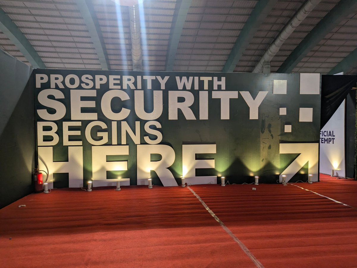 parikhmilan20's tweet photo. The stage is set. Excited to meet you guys tomorrow. 

#ioc6.0 

@jainambroking https://t.co/vnpoMFNrMx
