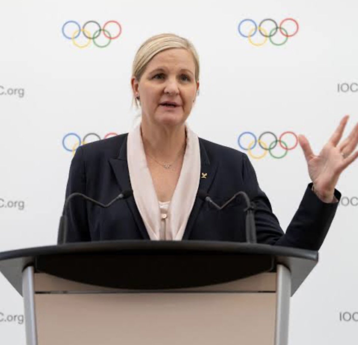 ‼️History has been made‼️ 

Kirsty Coventry, Zimbabwe’s Sport Minister, is the new IOC President! 

💫1st Woman 
💫1st African
💫Youngest President