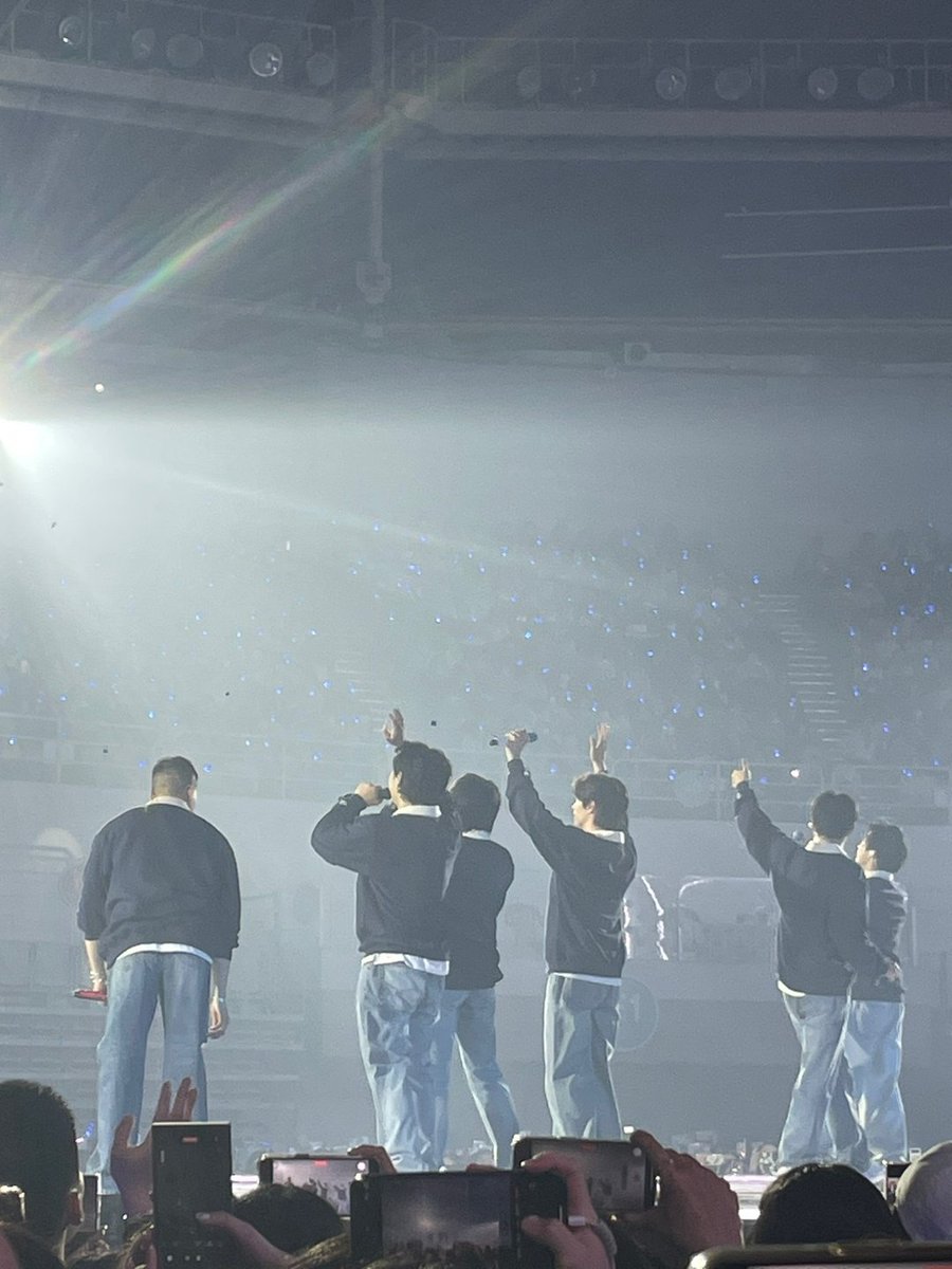 Dear_star37's tweet photo. #0321
13TOB 축하해💙
앞으로 행복한 일들만 생기길 https://t.co/v1UMVm20iu