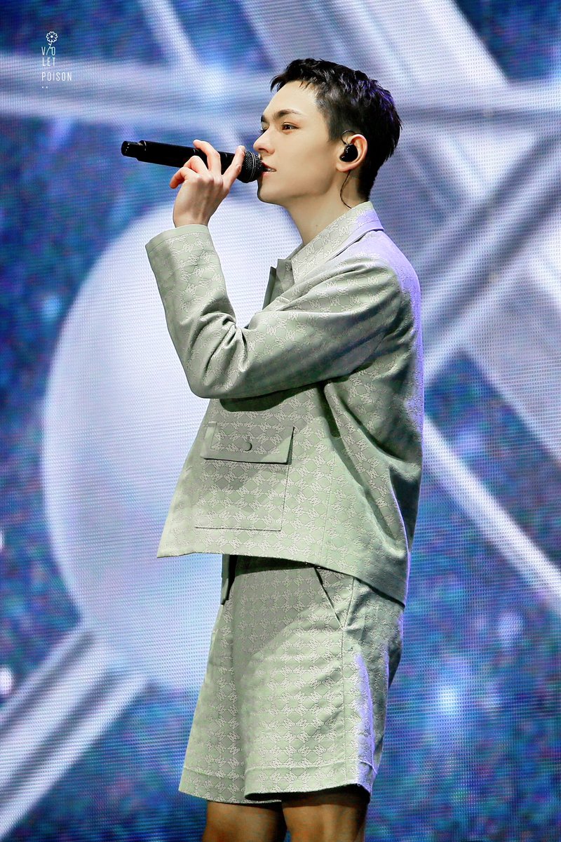250320 Caratland Day 1

🍬 HD

#vernon #버논 #최한솔 #バーノン
#崔瀚率 #Seventeen #세븐틴