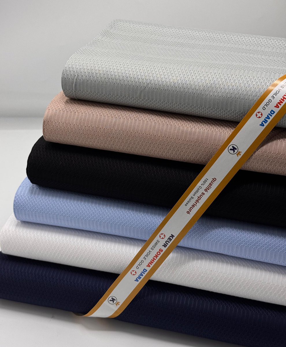 ArhaCeo's tweet photo. @CaptJamyl Fabrics, caps, shoes and jallabiya https://t.co/4DYJbbc6Fn