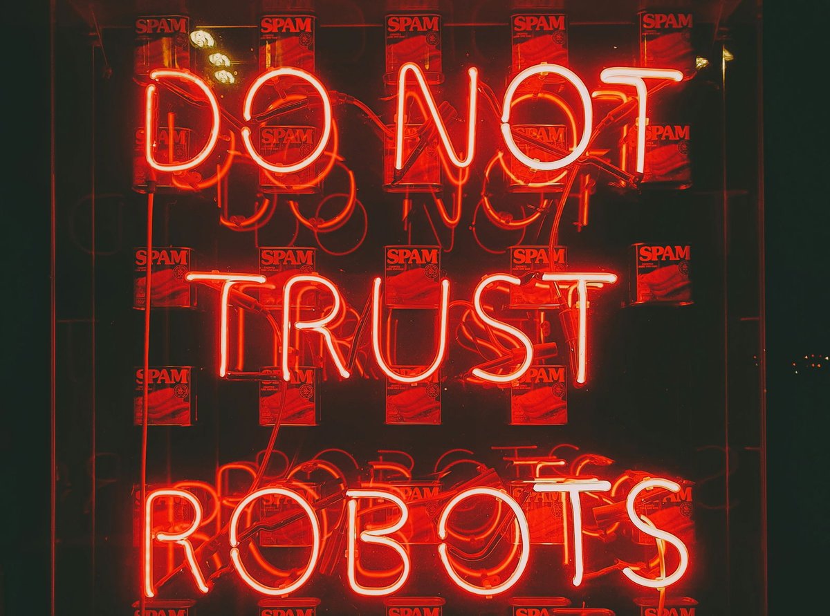 enricopitt_ai's tweet image. 5️⃣ #AIinAzienda
Plot twist: limiti dell&apos;IA = nostro alleato! 🤝
IA non facilmente &quot;addestrabile&quot; in PMI
→ Rassicura esperti: umano resta centrale 🧠✨
#AILimits