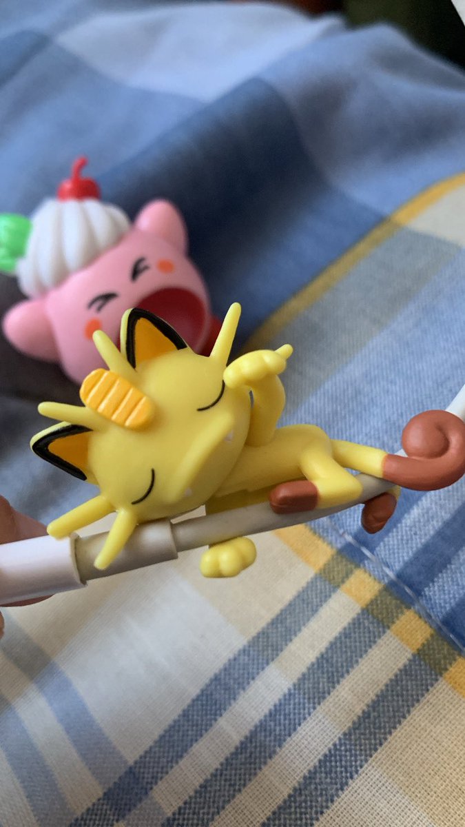 skylebrom's tweet image. k cute