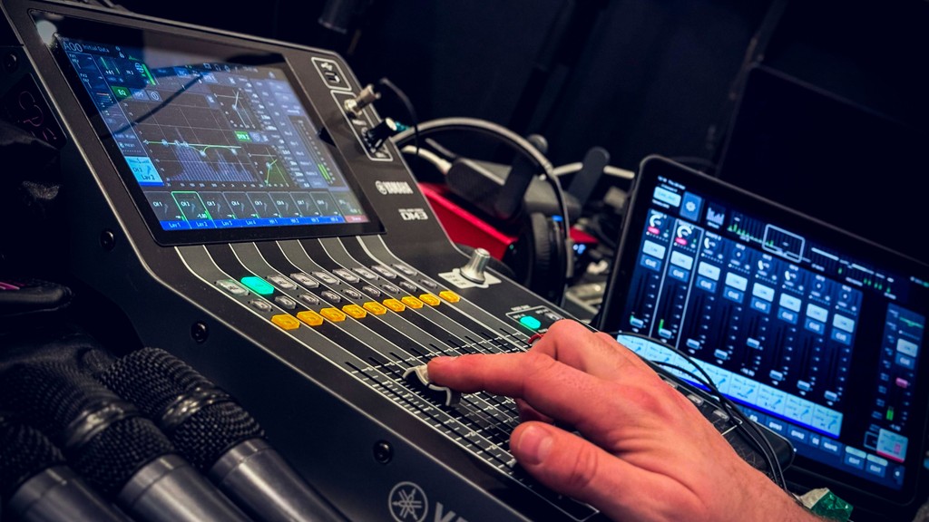 _cpsevents's tweet photo. 👀  Behind the scenes at this conference, our team ensures everything runs smoothly—from crystal-clear audio to seamless visuals. Whether you notice us or not, we’re making it happen.

🔗 https://t.co/Y0zCb4klov

#ConferenceProduction #EventTech #BehindTheScenes https://t.co/7YmzqvtsHA