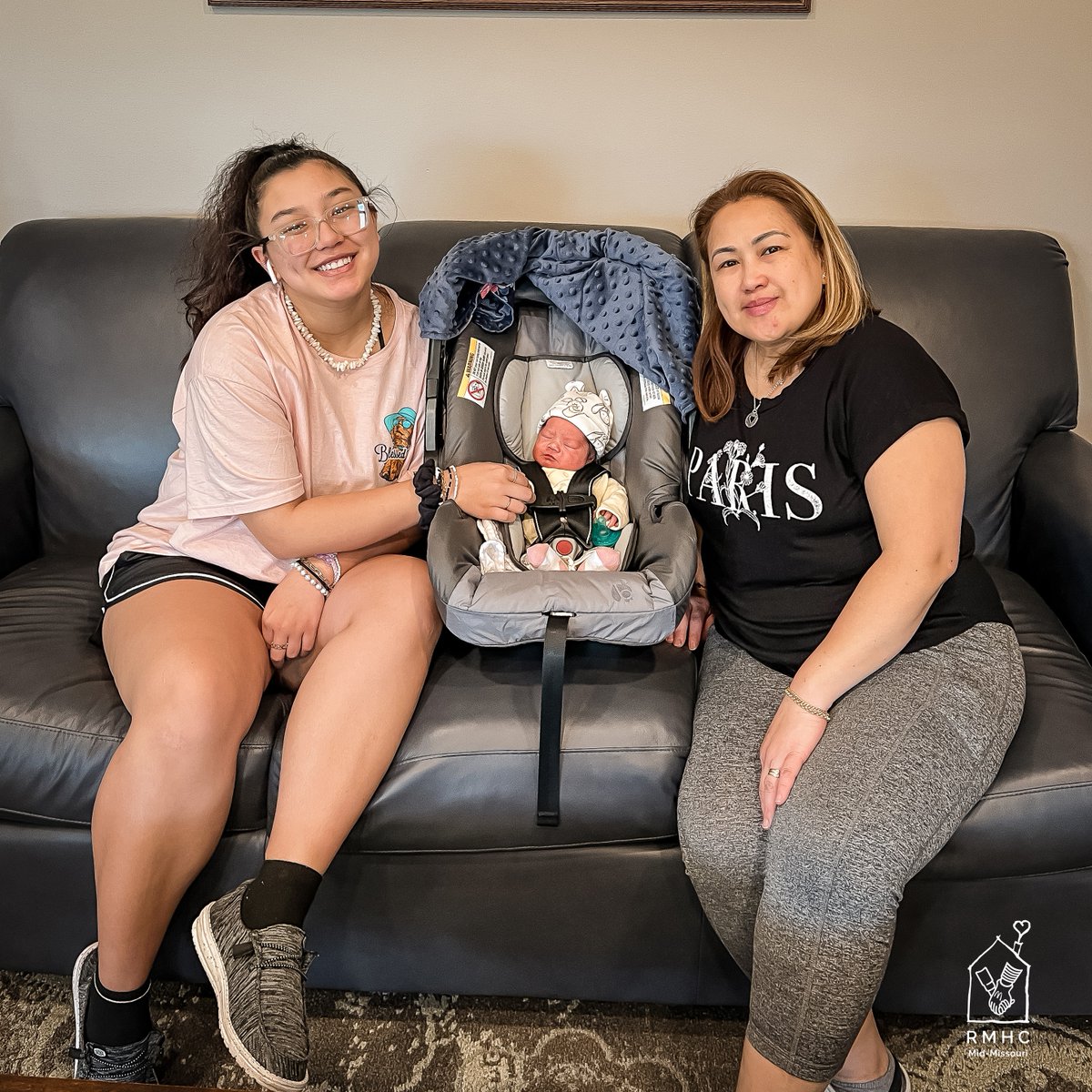 After staying for 14 days, the Wood family is going home!! 🤗🏡

#KeepingFamiliesClose