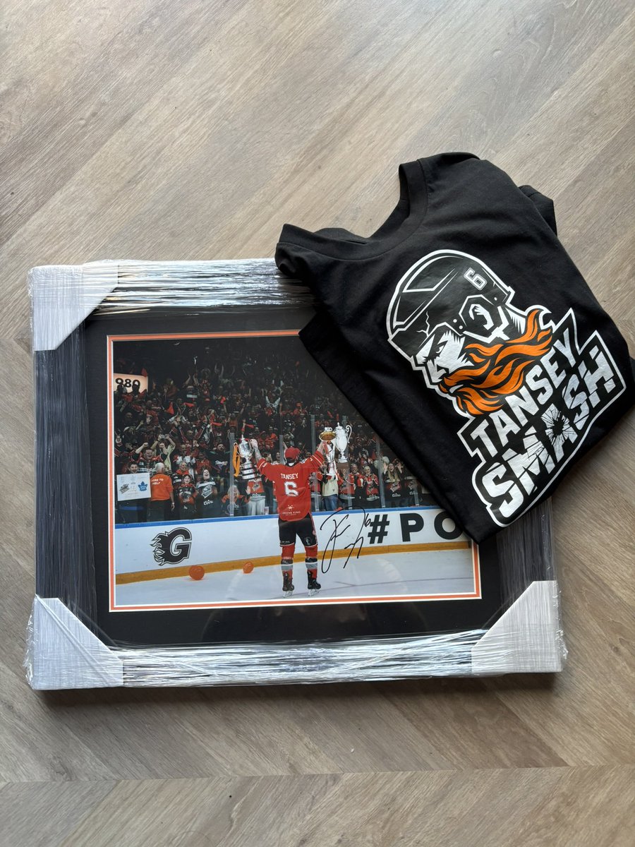 Get your tickets for a chance to win a signed picture and T-shirt, all proceeds go to <a href="/Divingwiththei1/">Diving with the injured</a> to help support British troops injured in battle!
 raffall.com/380661/enter-r…