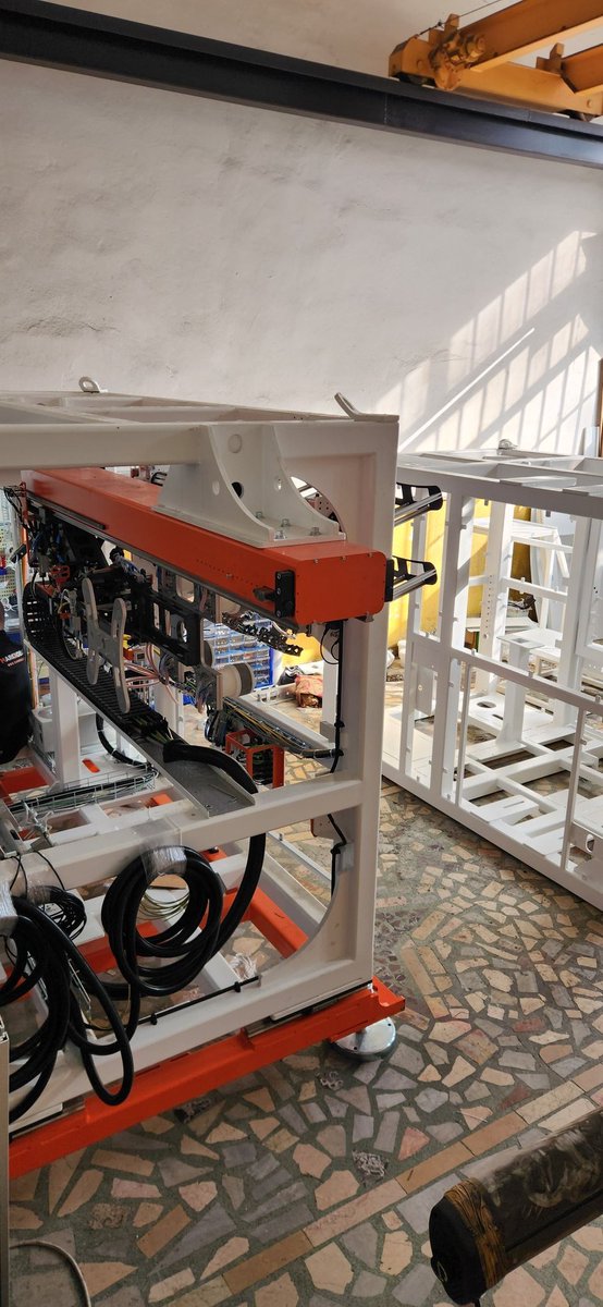 markrobotic's tweet image. #imlrobot #automation 
4 cavity iml robot for 800 ml Round bucket Product