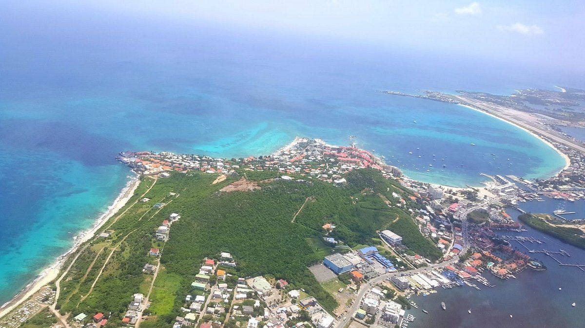 Silverline_Tour's tweet photo. “The world is a book, and those who do not #travel #read only one page” Explore our tours; we have all kinds of #tours in #St #Maarten #island for the locals and global travelers. Visit our website and check out the prices.
https://t.co/etykR3GBD0
#SilverlineTours #ExploreSXM https://t.co/9oS1ik6Pp5