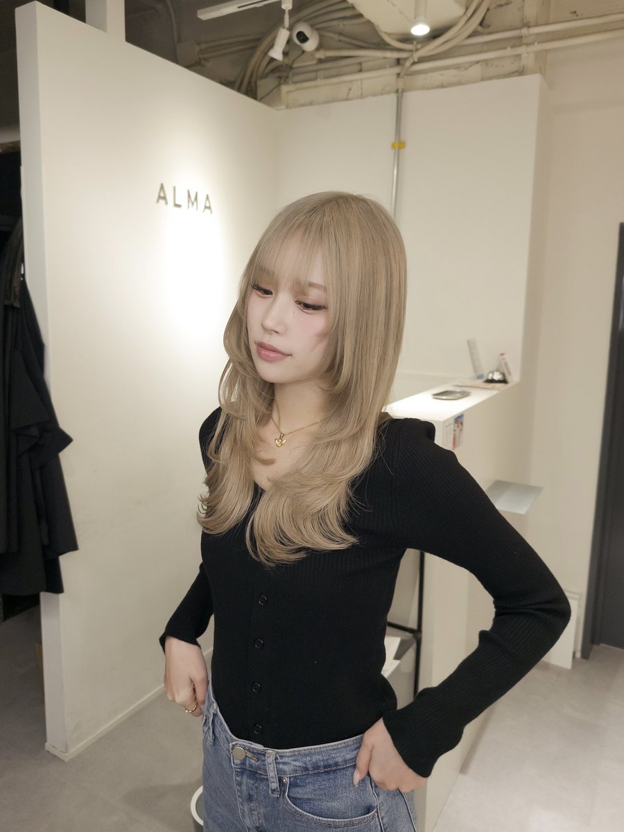 erina tweet media