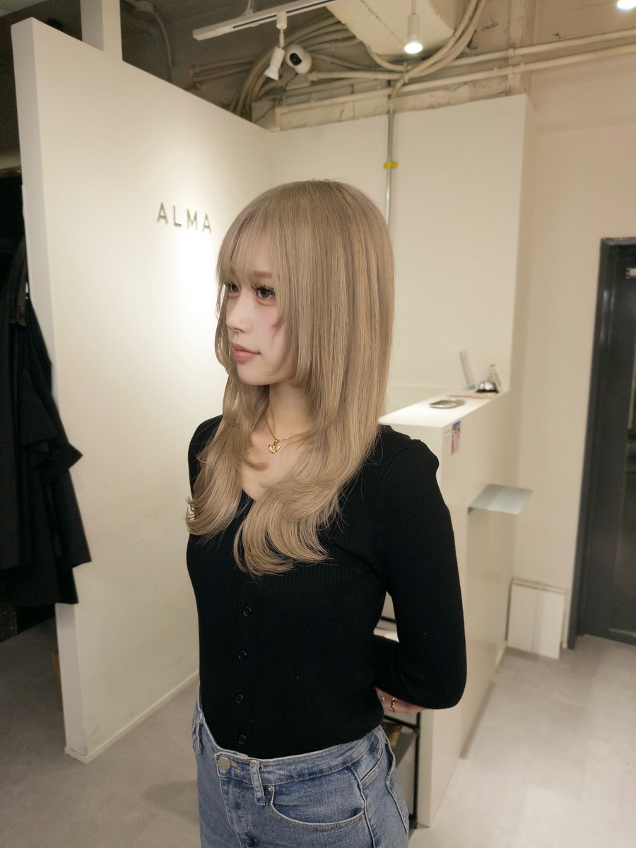 erina tweet media