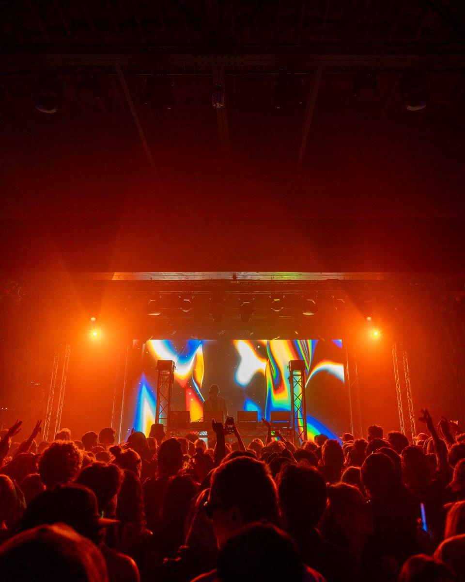 themarquispc's tweet image. 50 Shades of Marquis Magic ⚡️🌈🎶

Which one is your favorite?

📲 THEMARQUISPC.COM