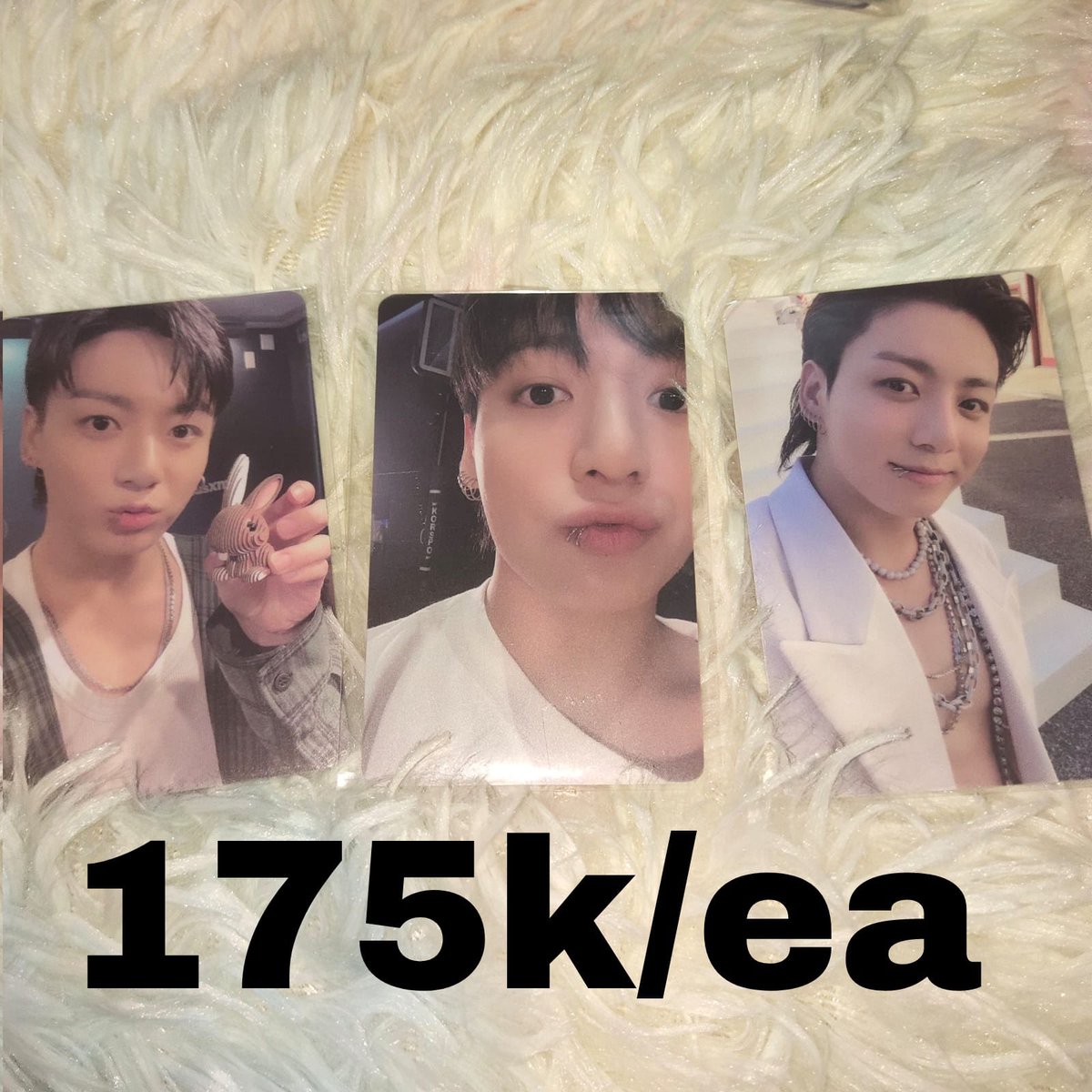 goxy_id's tweet photo. POB WEVERSE ALBUM GOLDEN JK

90k/ea https://t.co/hHbO3D5KfD