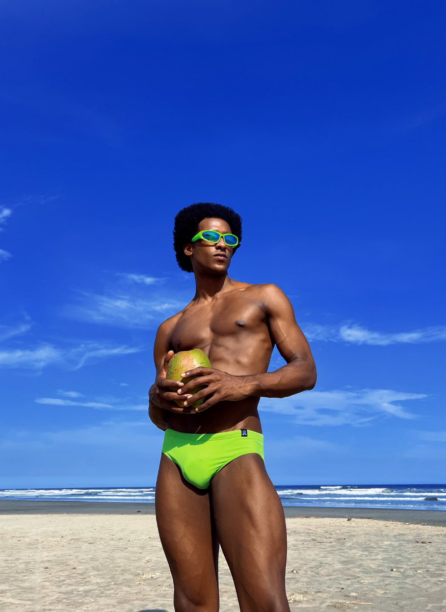 martte_'s tweet photo. Tava sentindo falta do calor 💦🥥 https://t.co/EMVCuO4fWP