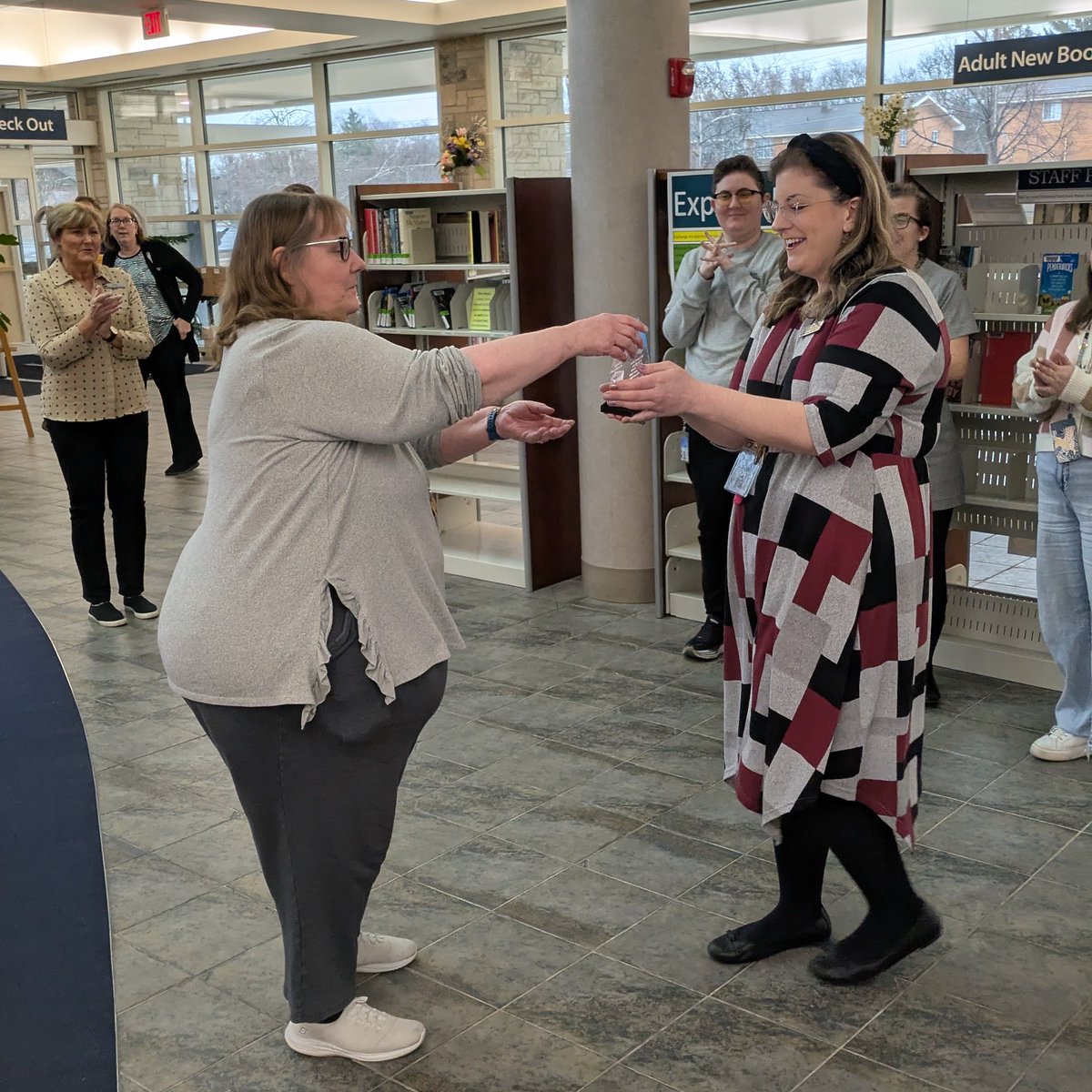 Menomonee Falls Public Library tweet media