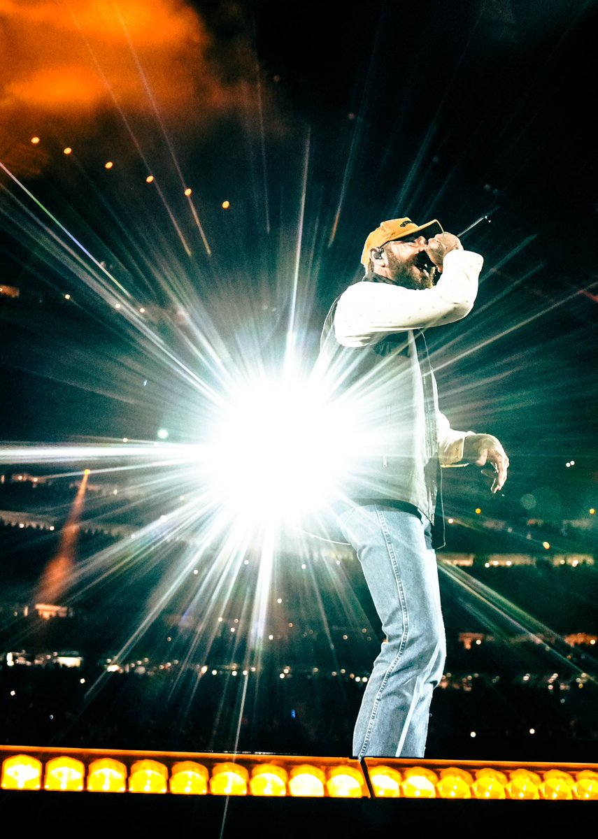 PostMalone's tweet image. 🧡 @RODEOHOUSTON
