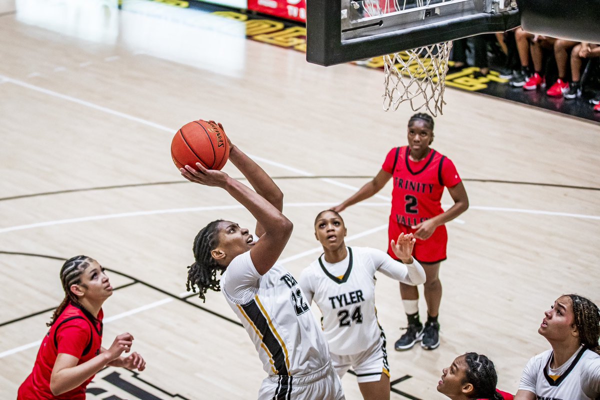 Cheers to a great season. Yr 2 in the 📚.