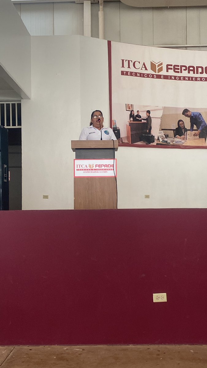 ADELLaUnion's tweet image. Este día estamos llevando a cabo el evento de cierre del proyecto “Innovaciones y Desarrollo para una Economía Verde” como parte del programa @ALINVESTVerde co-financiado por la @UEenElSalvador