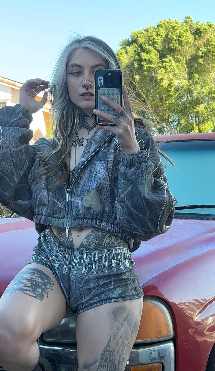 sidmmow's tweet image. goodmorning!! &amp;lt;3