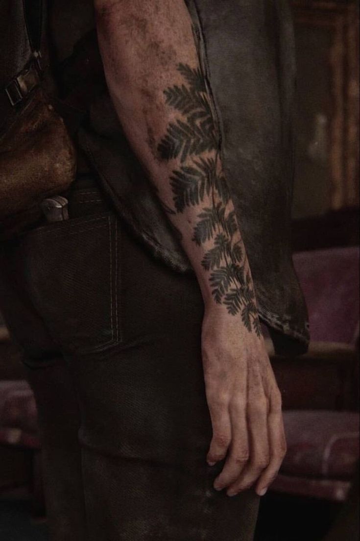 TheLastOfUsBR's tweet photo. A TATUAGEM! ❤️🔥
#TheLastofUs https://t.co/tpVlGtPcpi