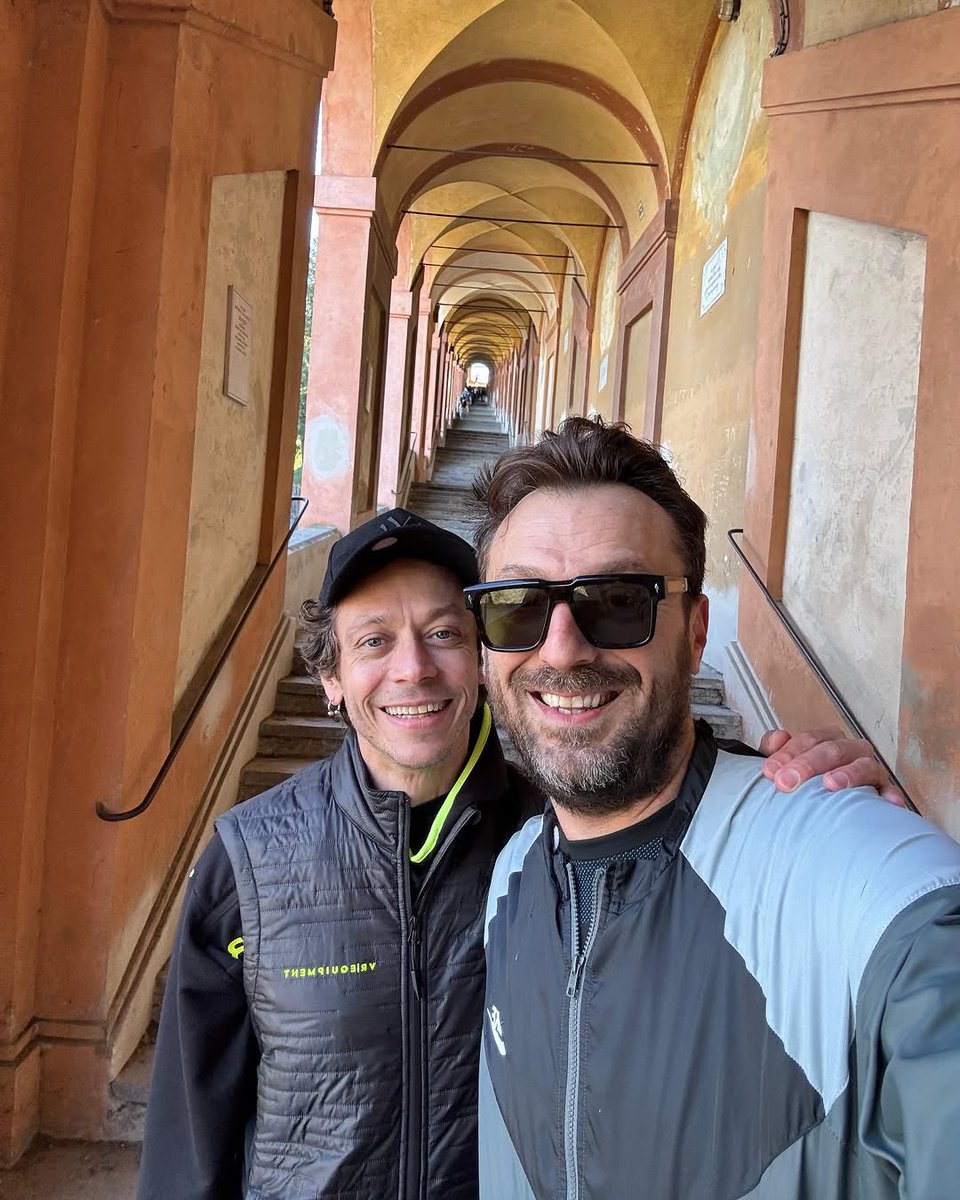 Andare con Cesare a San Luca è come fare un viaggio sul Titanic con De Gregori o un giro al Colosseo con Venditti ❤️