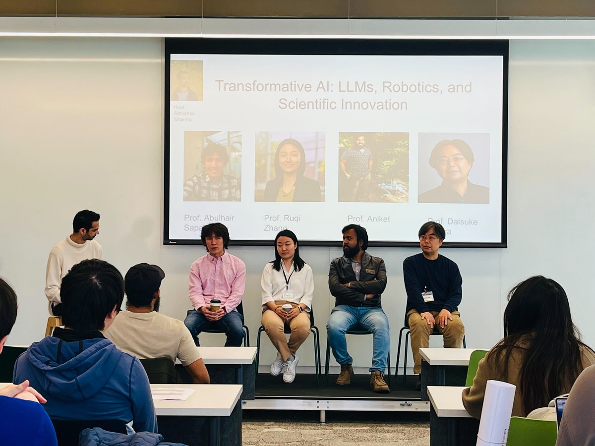 Pictures from the CS graduate symposium last week. Swagarika Giri talked about her work on Go2Sum, protein function summarizer, and Daisuke Kihara was on a faculty panel discussion. cs.purdue.edu/gsa/symposium_…