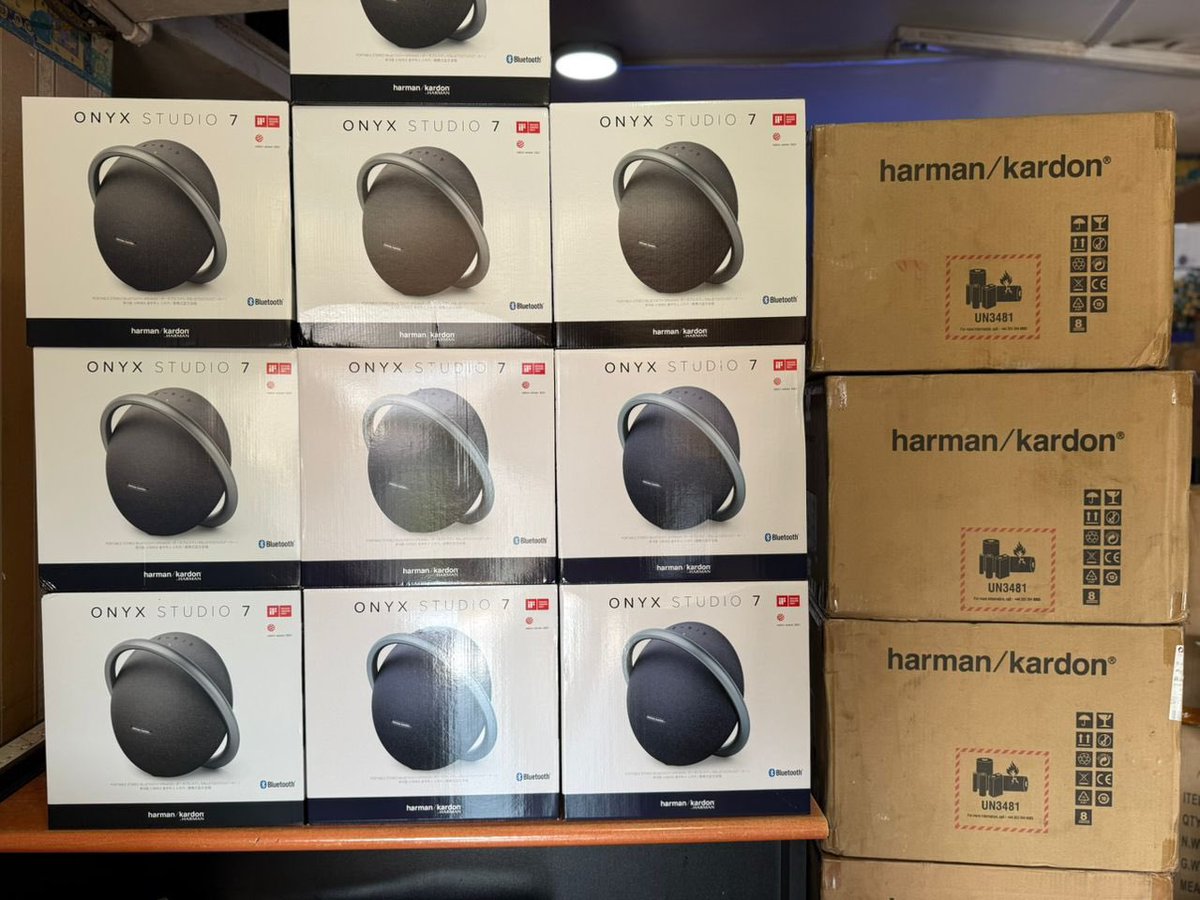 leneonlineshop's tweet photo. JBL sounds available 

🔥❤️🐐 https://t.co/cwnbUbJJSs