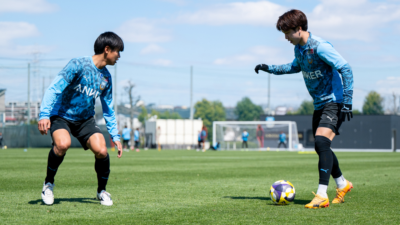 PUMA×FRONTALE 2025/26 トレーニングウーブンジャケット | 川崎