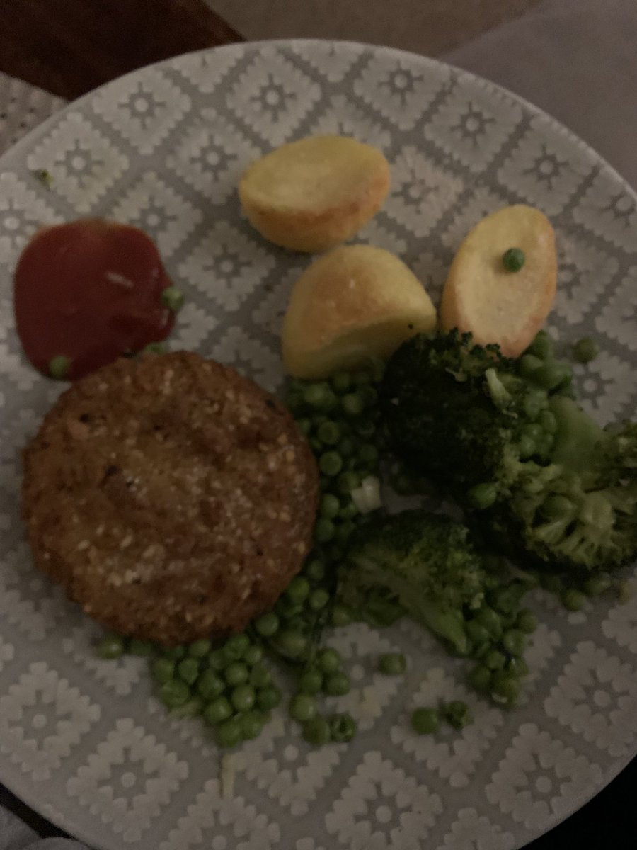 omad… i didny eat the fish cake soz