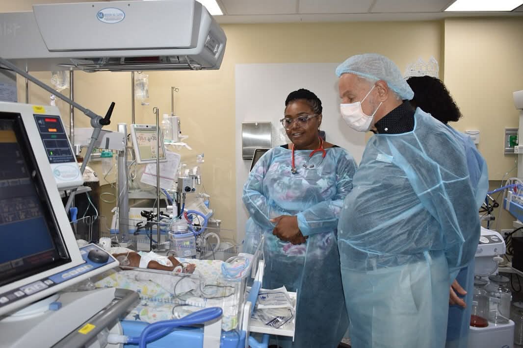 theserhajm's tweet photo. We celebrate the completion of a pivotal nursing training programme at Victoria Jubilee Hospital! Thanks to the Issa Foundation & Connecticut Children’s Hospital, 15 nurses have gained advanced skills to care for high-risk newborns. #partnershipforhealth @De1rock @themohwgovjm https://t.co/Clw5wAJrEb