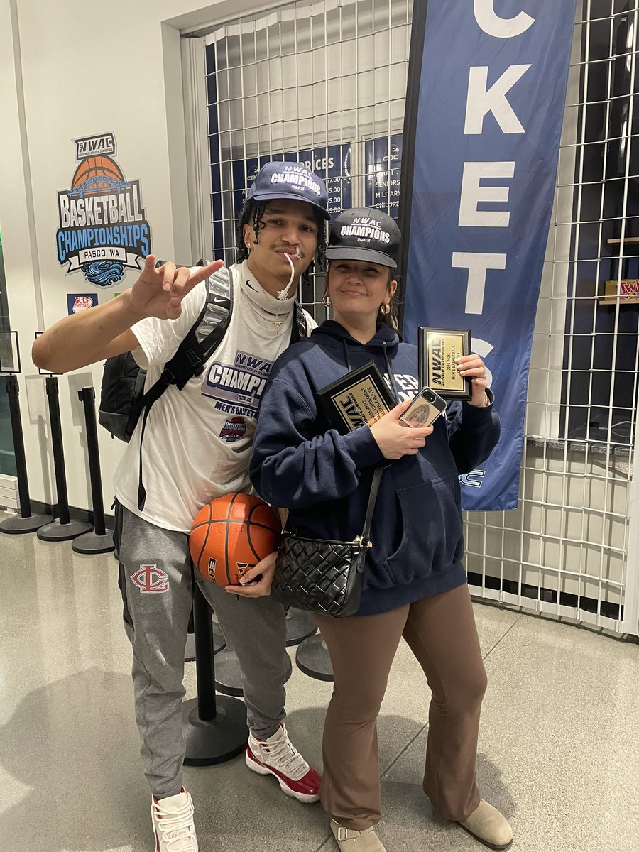 Control what you can control has been our motto. Blood, sweat, tears! I promised you it would all be worth it. Keep your FAITH and enjoy the ride. I got your back for life 5! ❤️Mama 
#NWACChampion #MVP #DPOY #FirstTeam