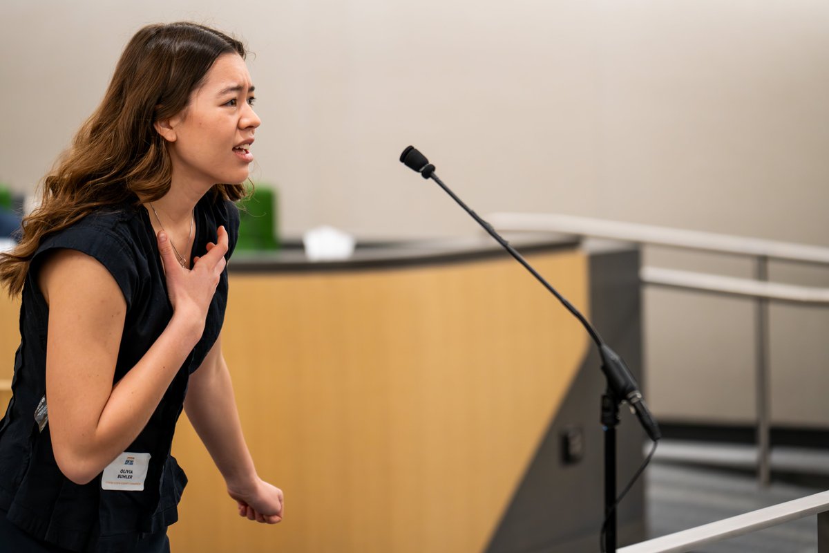 _artsccc's tweet photo. Photos by Luke Cheng of the “California Poetry Out Loud 2025 State Finals” competition @TheCityofSac!
Images:
1st: @CCCounty champion Olivia Buhler from @LasLomasHS
2nd: @CalArtsCouncil program
#POL2 @PoetryFound @NEAarts @CoCoSchools https://t.co/0eMp4dcwBn