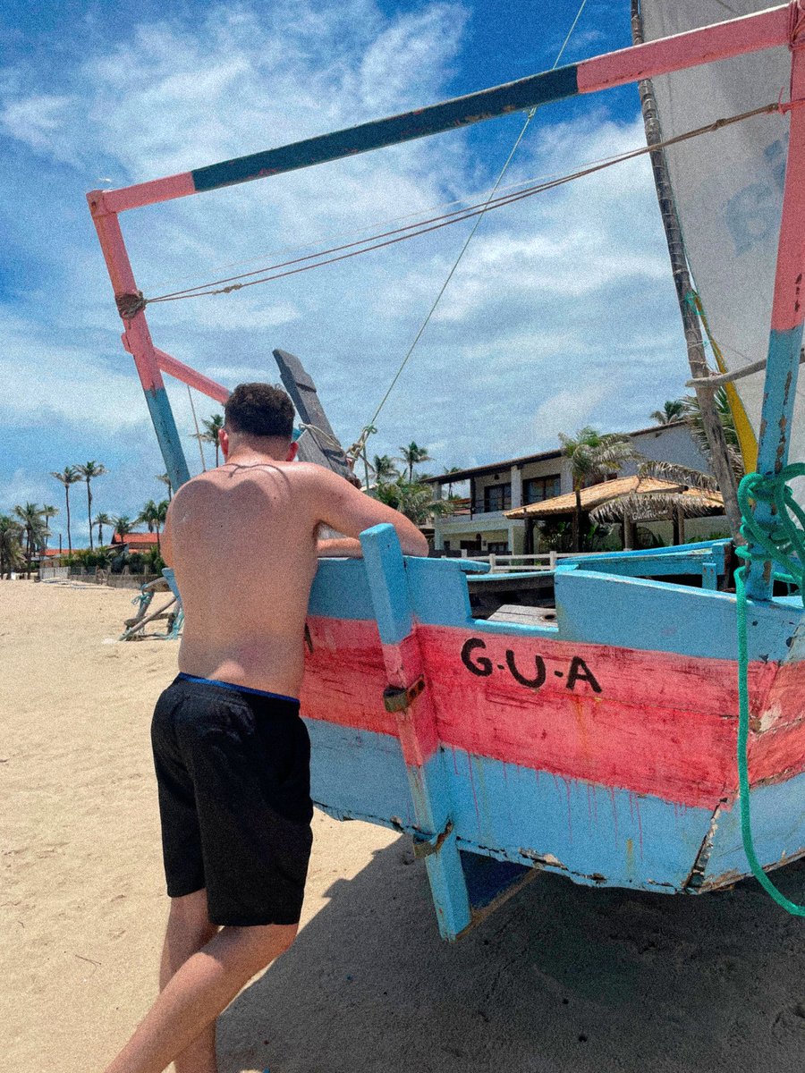 httpscassio's tweet image. fui à praia gostaram?