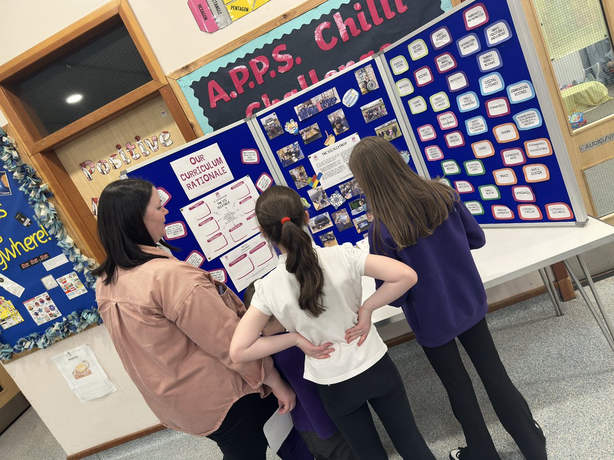 Mrs H Strachan tweet media