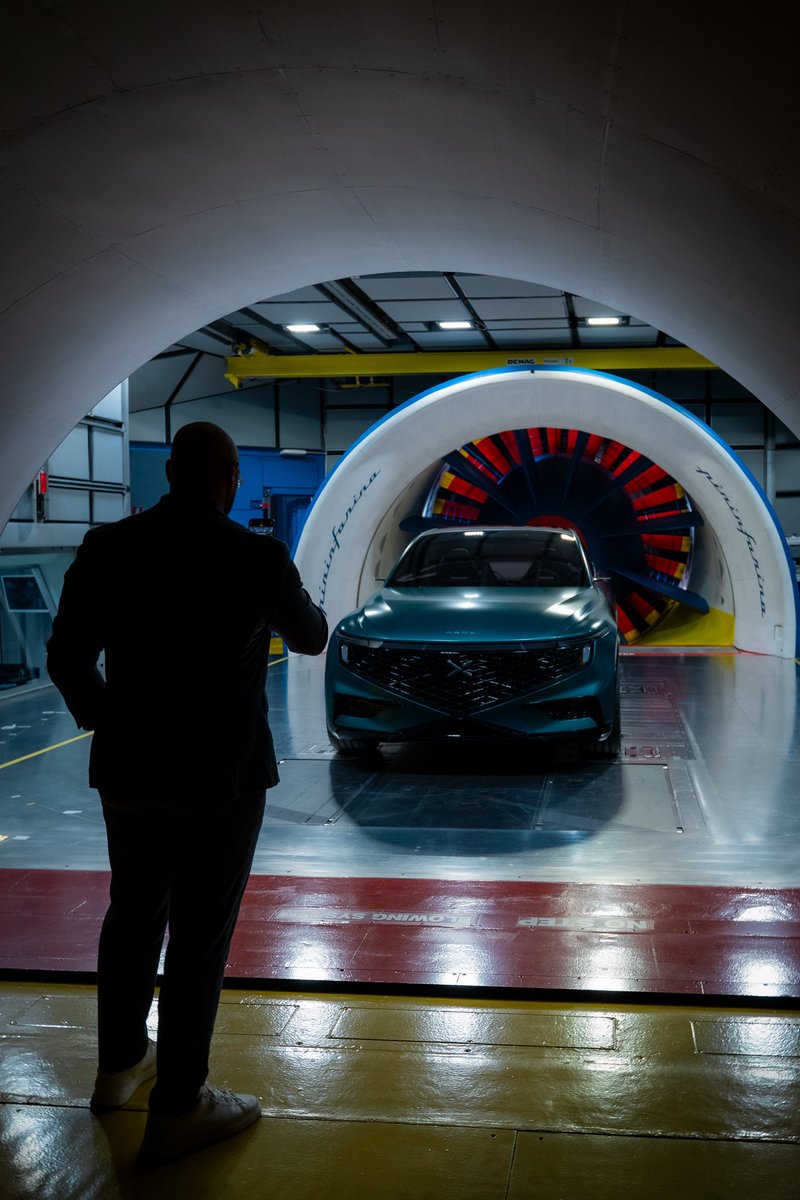 5 minutes dans la matrice !
Je vous invite à plonger avec moi dans le monde impitoyable de l’industrie automobile.
2 fois par mois et pour la première fois en exclusivité, je vais partager sous forme d'un podcast ou d'une vidéo selfie d’une durée de 5 minutes, les sujets chauds