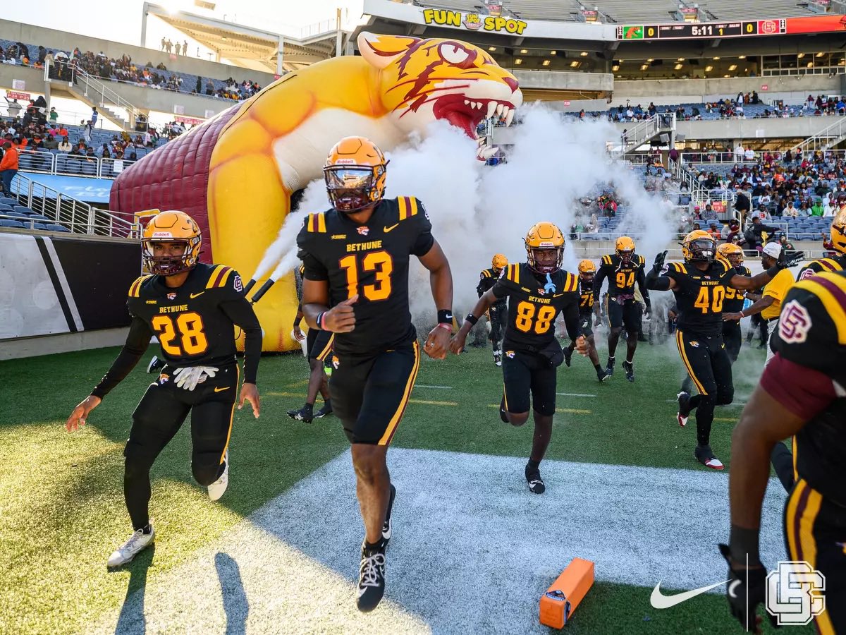 Keyshaun "KEY" Birks (@keyshaunbirks) on Twitter photo #AGTG Blessed to receive my first D1 offer from Bethune cookman university 🐯 <a href="/CoachJesse18/">Jesse Chinchar</a> <a href="/SPCHSBarons/">St. Petersburg Catholic</a> <a href="/julian_baldi/">Coach Juice</a> <a href="/CoachMeyerOL/">Dan Meyer</a> <a href="/CoachJohnsonSPC/">Kyler Johnson</a> #AGTG Blessed to receive my first D1 offer from Bethune cookman university 🐯 <a href="/CoachJesse18/">Jesse Chinchar</a> <a href="/SPCHSBarons/">St. Petersburg Catholic</a> <a href="/julian_baldi/">Coach Juice</a> <a href="/CoachMeyerOL/">Dan Meyer</a> <a href="/CoachJohnsonSPC/">Kyler Johnson</a>