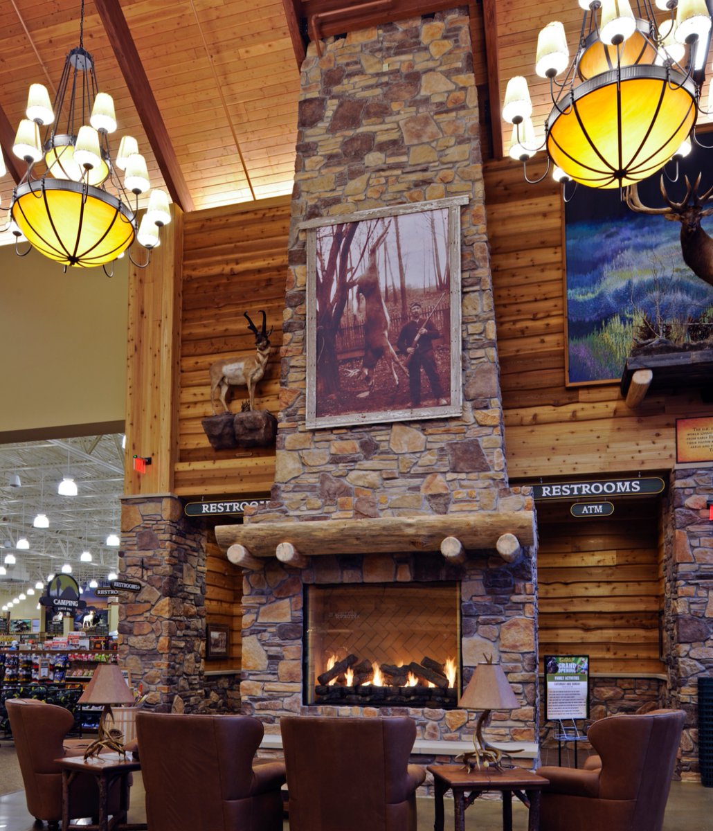 Check out this beautiful custom unit at the Cabela's in Witchita, Kansas🔥

#fire #fireplace #custom #customunit #customfireplace #youdreamitwebuildit #decor #design #commercial